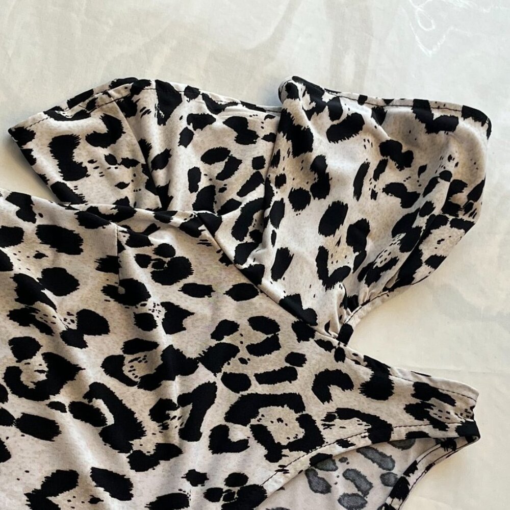 Msk Leopard Print Cold Shoulder Flutter Sleeve Dr… - image 8